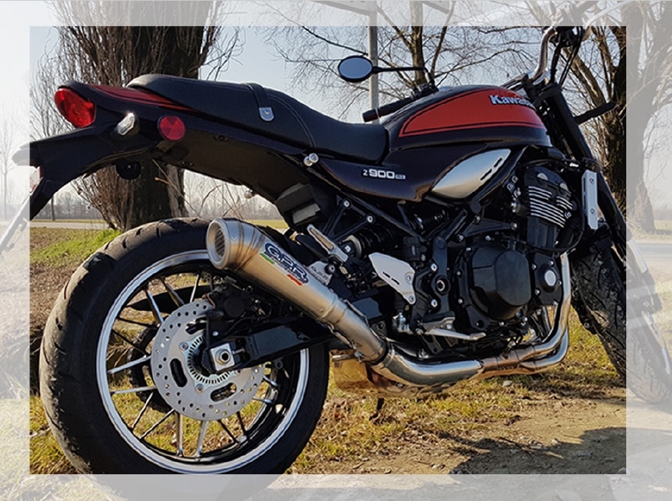 Scarico GPR compatibile con  Honda Africa Twin 650 Rd03 1988-1989, Deeptone Black Cafè Racer, Coppia di silenziatori di scarico omologati, con db killer estraibili,forniti senza raccordo