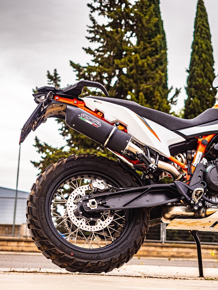 Scarico GPR compatibile con  Ktm Adventure 890 2021-2023, Furore Nero, Terminale di scarico racing, con raccordo, senza omologazione