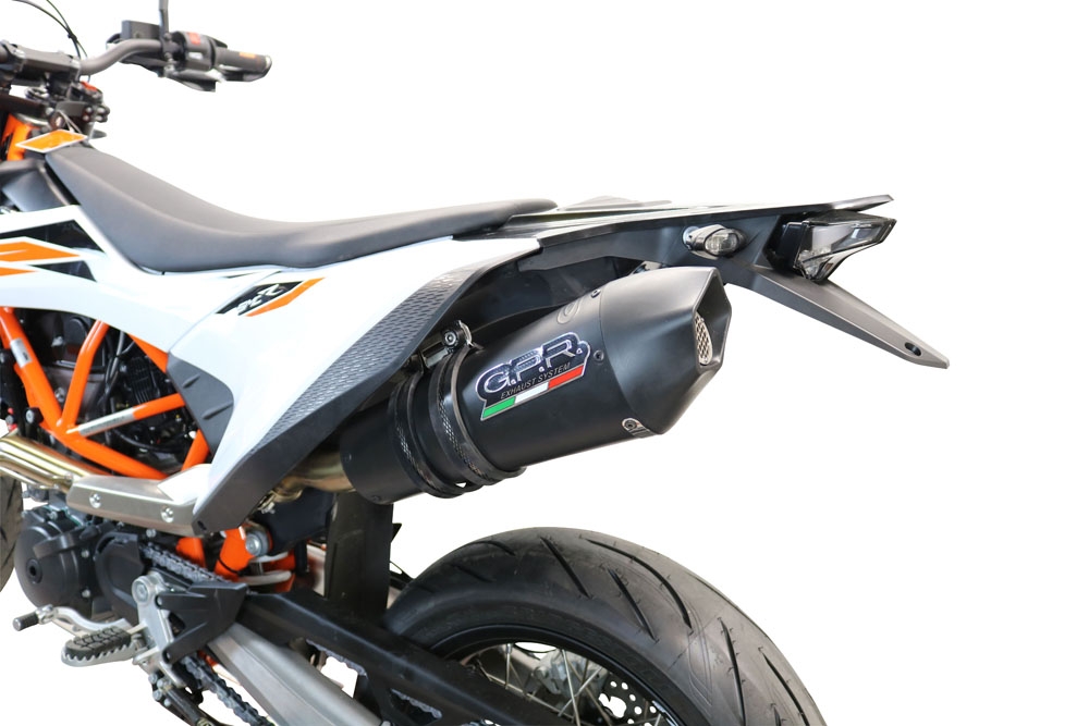 Scarico GPR compatibile con  Ktm Enduro 690 R 2021-2024, GP Evo4 Black Titanium, Terminale di scarico omologato, fornito con db killer estraibile, catalizzatore e raccordo specifico