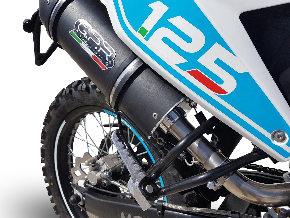 Scarico GPR compatibile con  Malaguti Xtm 125 Enduro 2018-2020, Furore Evo4 Nero, Terminale di scarico omologato, fornito con db killer estraibile, catalizzatore e raccordo specifico