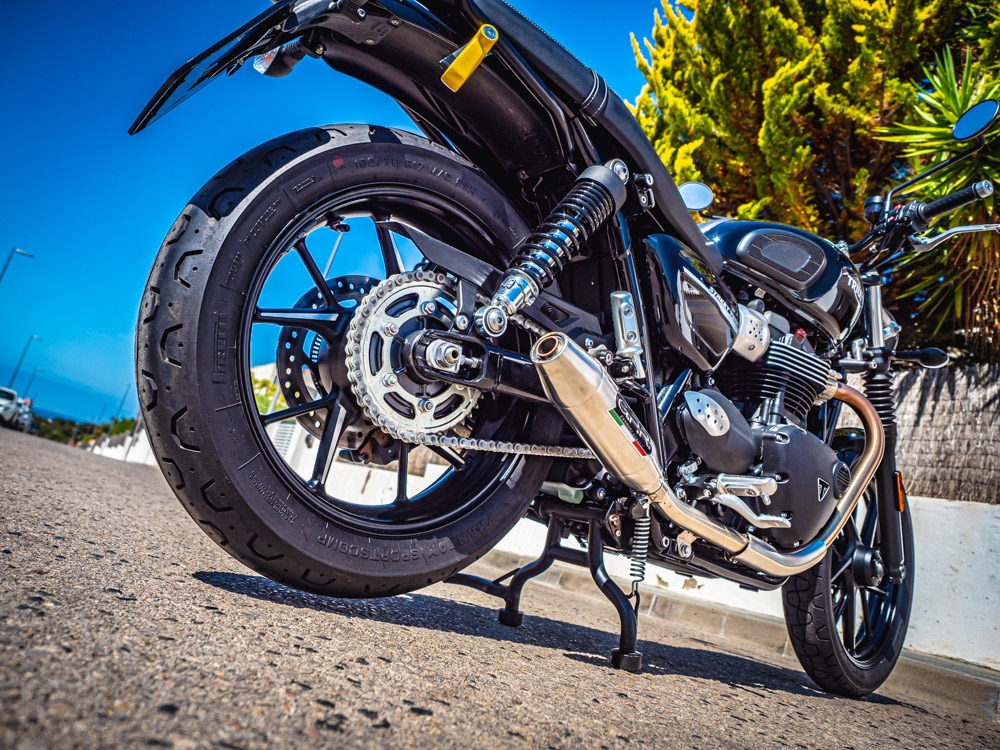 GPR exhaust compatible with  Triumph Street Twin 900 2015-2019, Deeptone Inox, Dual Homologated legal slip-on exhaust including removable db killers and link pipes 