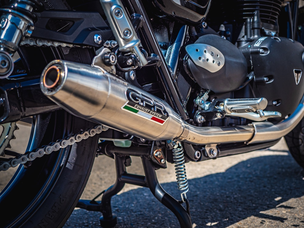 GPR exhaust compatible with  Triumph Street Twin 900 2015-2019, Deeptone Inox, Dual Homologated legal slip-on exhaust including removable db killers and link pipes 